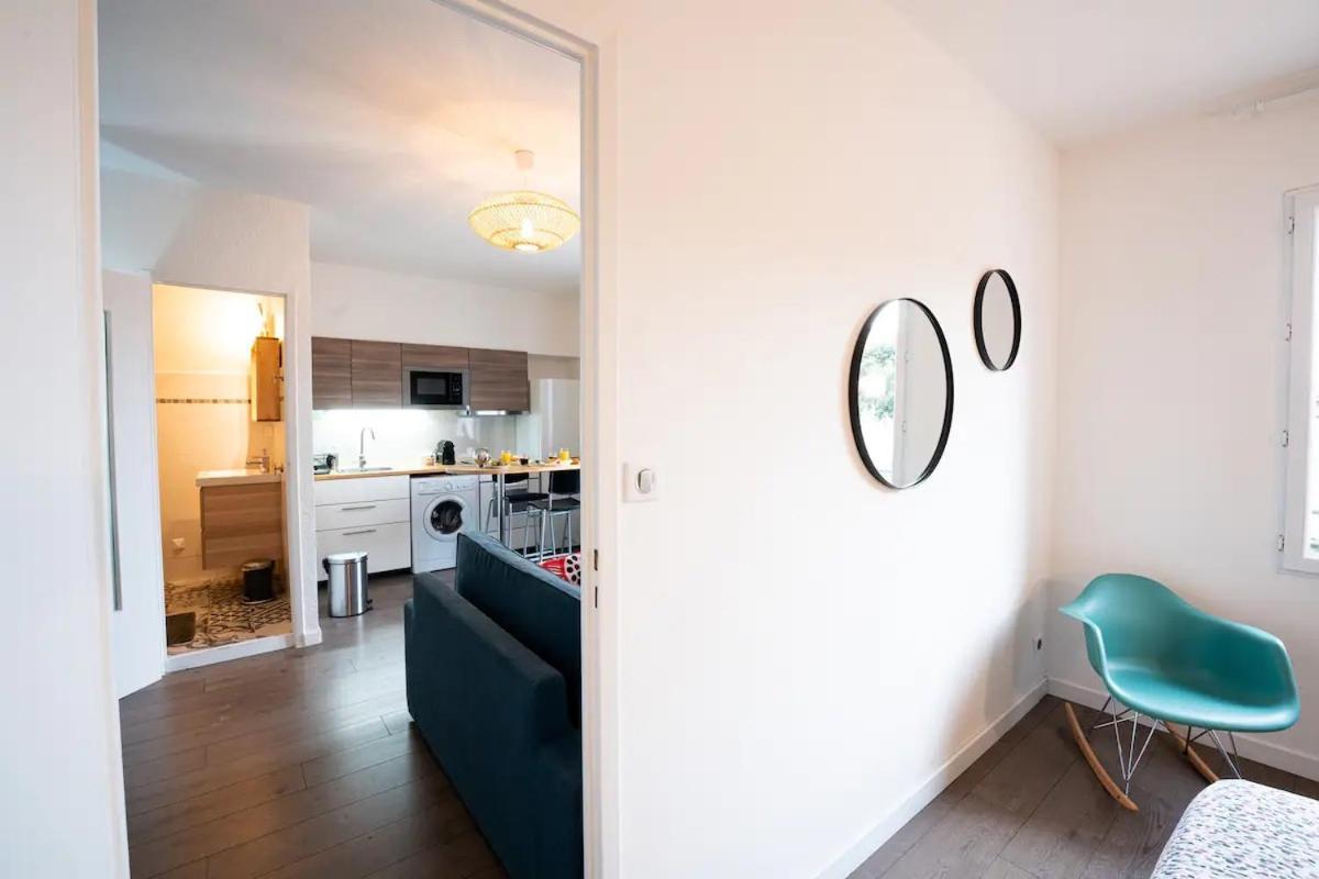 Appartement N2 Centre Village, Clim, Parking Gratuit 艾格-莫尔特 外观 照片