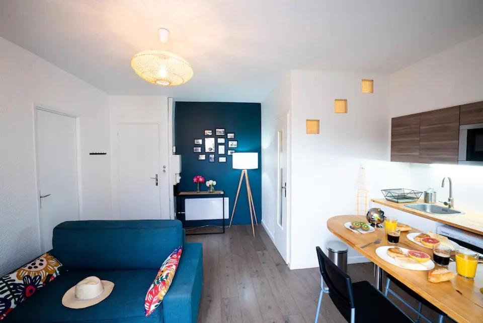 Appartement N2 Centre Village, Clim, Parking Gratuit 艾格-莫尔特 外观 照片
